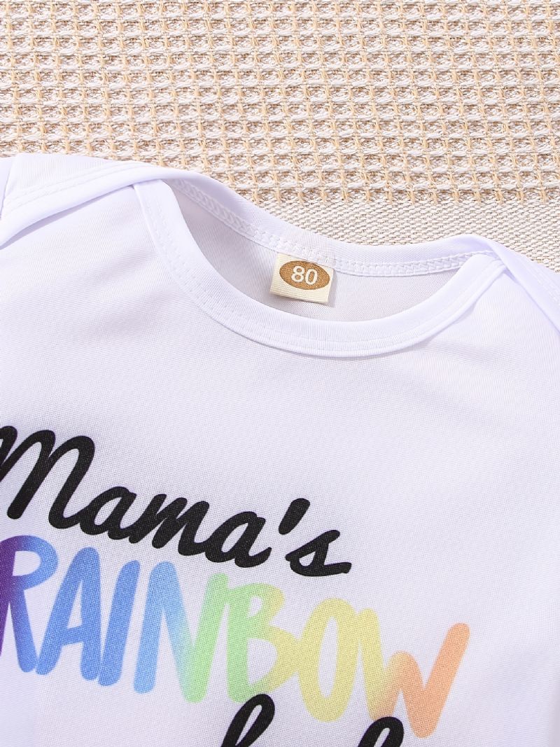 Babypiger Mama's Rainbow Babybodysuit & Regnbuestribede Bukser & Hattesæt Newborn Babysæt