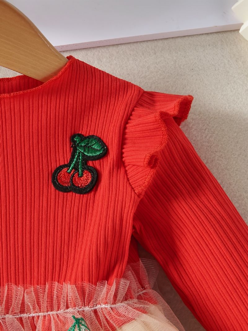 Afslappet Kjole Til Babypiger Med Broderet Kirsebærmønster