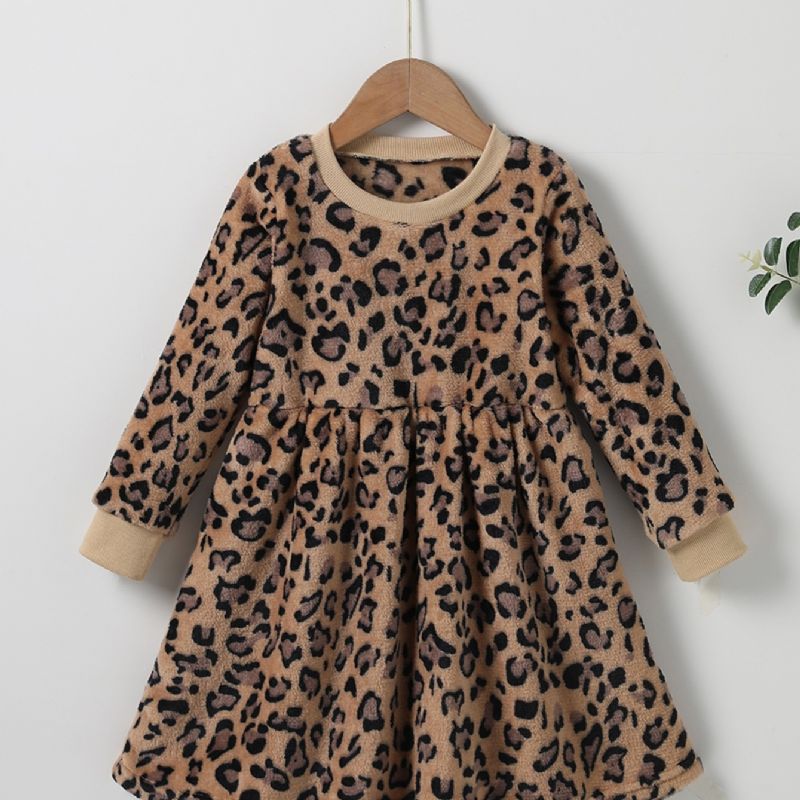 Langærmet Blød Varm Kjole Med Leopardprint Til Piger