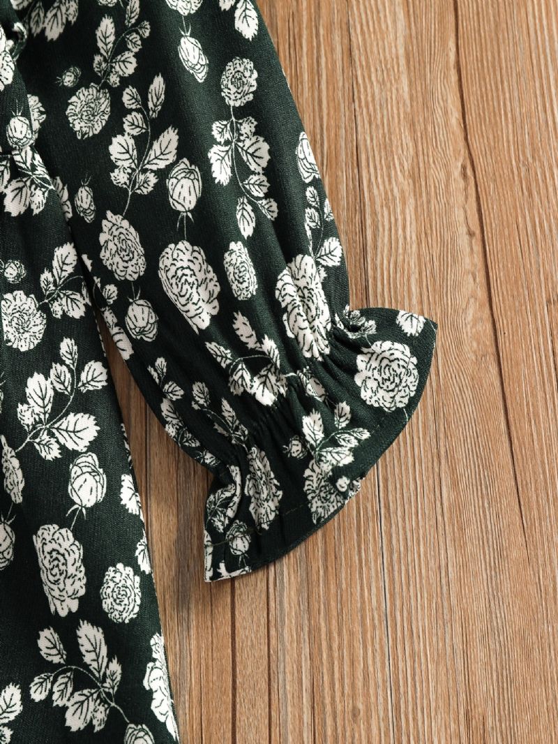 Piges Blondehals Elegant Blomstret Vintagekjole