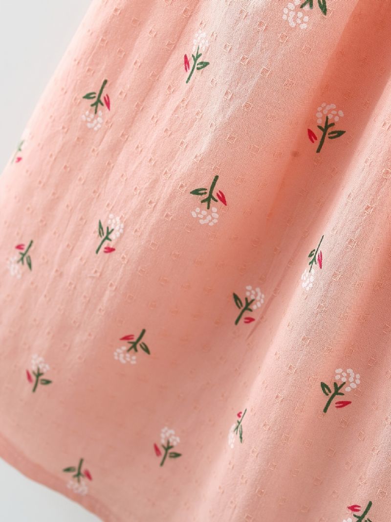 Sommerpiger I Bomuldsdukke Med Blomsterprint