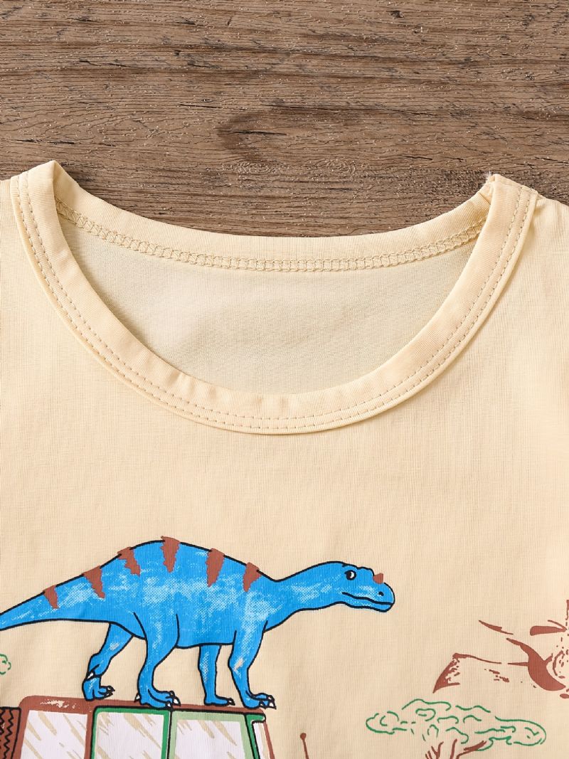 Drenge Afslappet Pyjamas Sæt Med Tegnefilm Bil Dinosaur Print T-shirt & Stribede Shorts Til Hjemmet