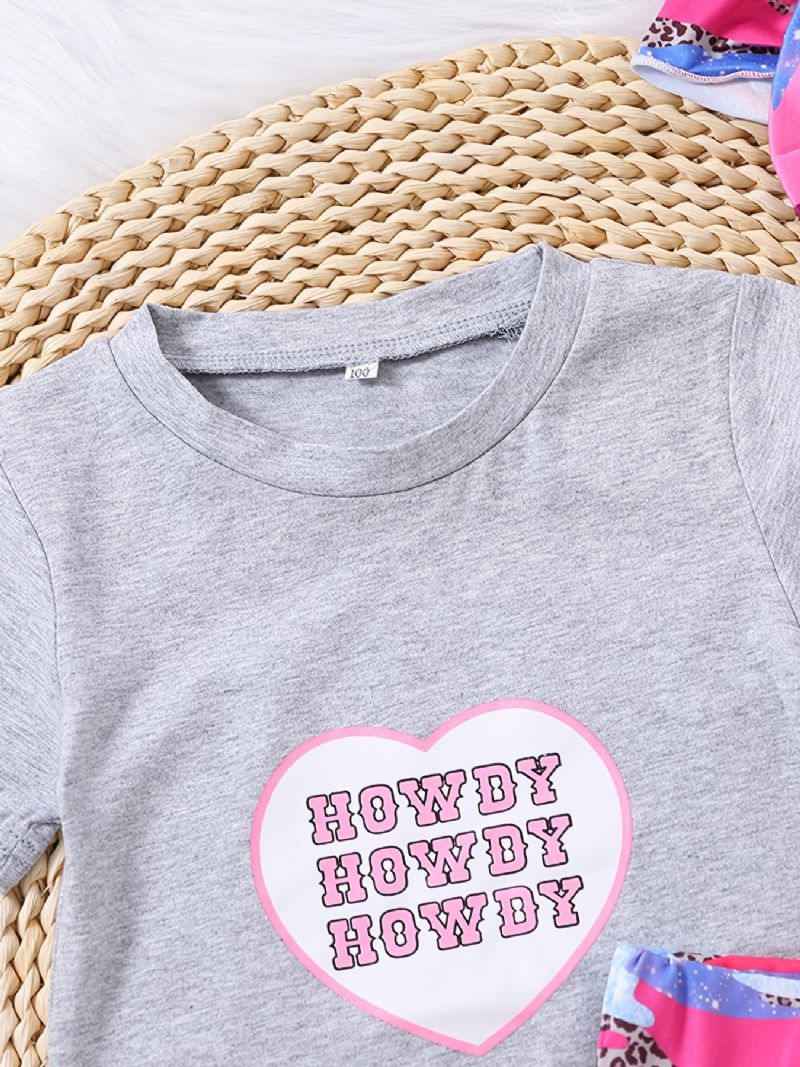 Piger Casual Howdy T-shirt Med Hjertetryk Og Leopardstribede Shorts Og Sløjfebånd