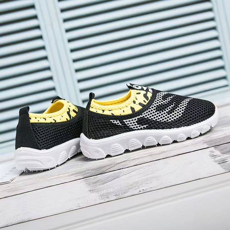 Småbørn Baby Sneakers Med Bløde Såler Letvægts Åndbare Skridsikre Slip-on Casual Sko Til Drenge Piger