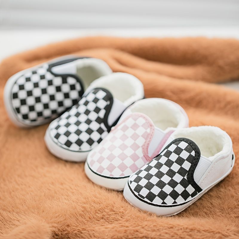 Spædbørn Baby Canvas Sko Skakternet Mønster Blød Sål Slip On Casual Sneakers First Walkers Plys Forede Loafers Vuggesko