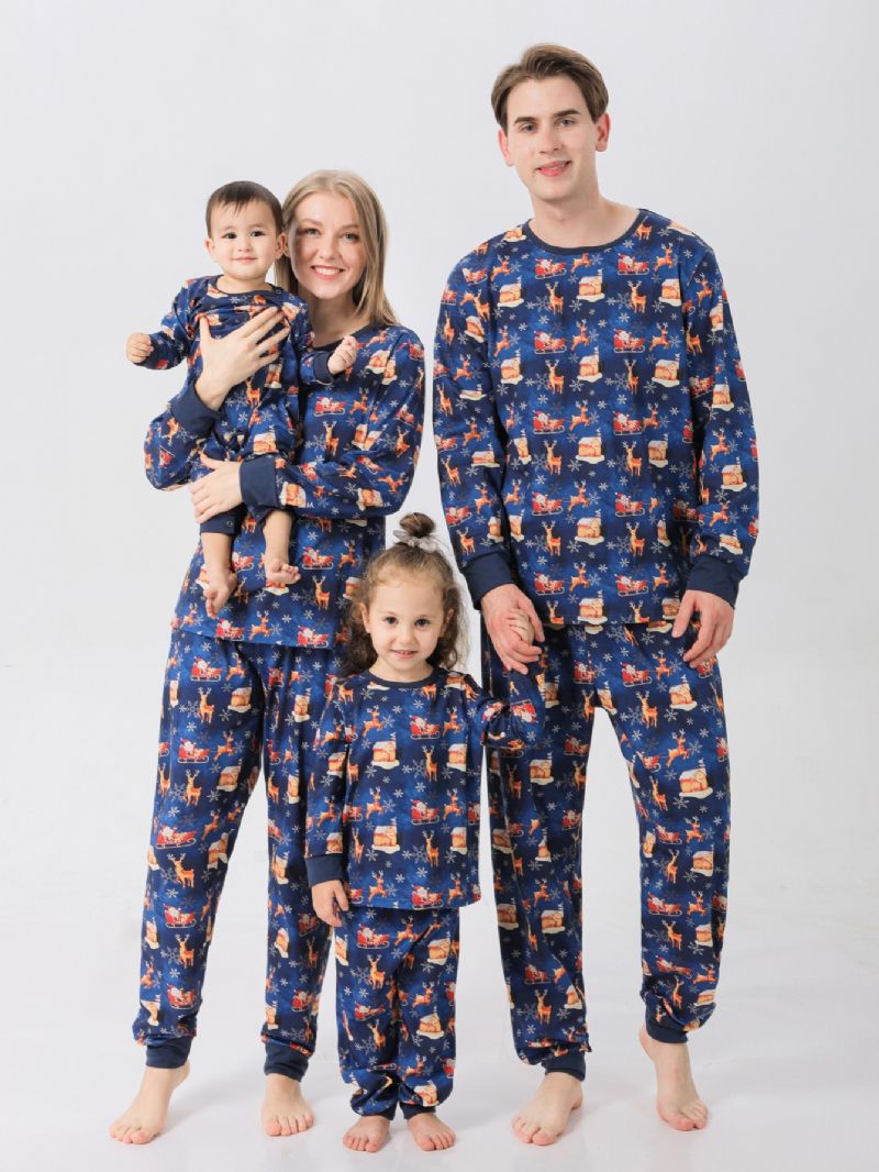 Tegnefilm Santa Elk House Pattern Christmas Pyjamas Familie
