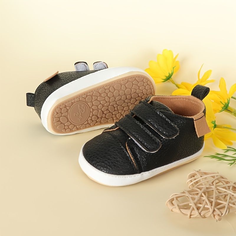 Småbørn Baby Læder Sneakers Blød Sål Skridsikker Krogløkke Fastener First Walkers Sko Piger Drenge